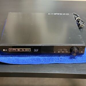 LG BH5140S 3D Blu Ray Home Theater Surround System - No Remote-  Tested & Works